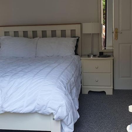 Seafront Apartment, Ground Floor, Free Parking Newcastle  Exterior foto