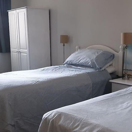 Seafront Apartment, Ground Floor, Free Parking Newcastle  Exterior foto