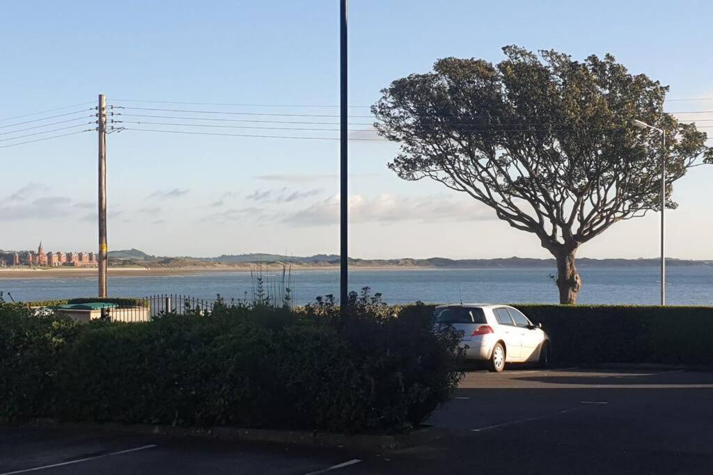 Seafront Apartment, Ground Floor, Free Parking Newcastle  Exterior foto